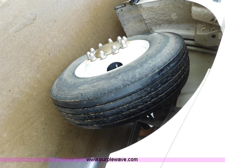 image for item K7162 2007 International TranStar 8600 semi truck