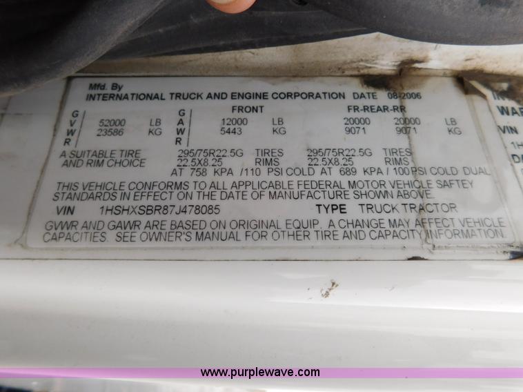 image for item K7162 2007 International TranStar 8600 semi truck
