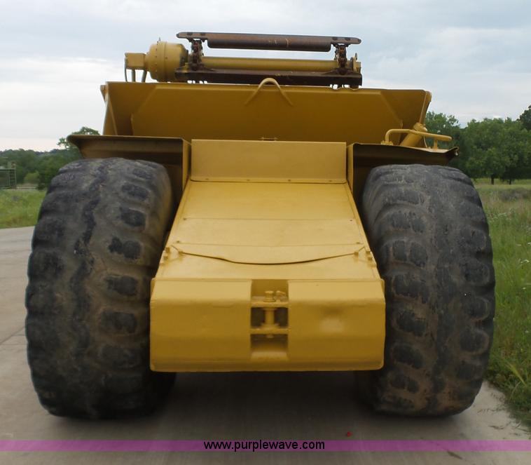 image for item K7163 1996 Caterpillar 615C elevating scraper