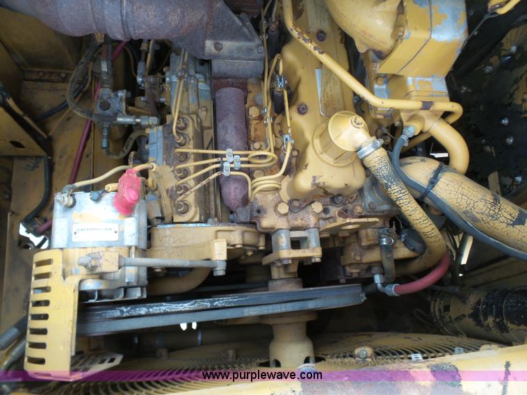 image for item K7163 1996 Caterpillar 615C elevating scraper