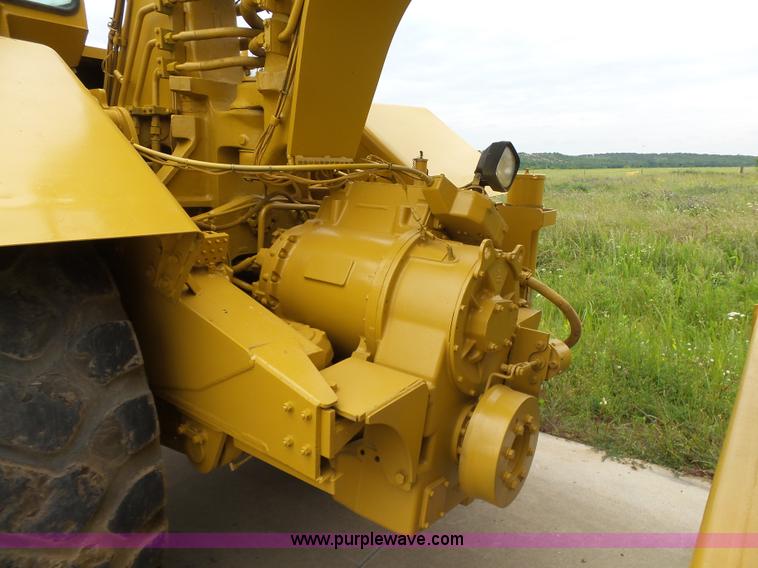 image for item K7163 1996 Caterpillar 615C elevating scraper