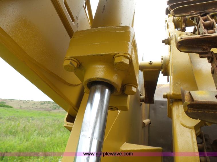 image for item K7163 1996 Caterpillar 615C elevating scraper