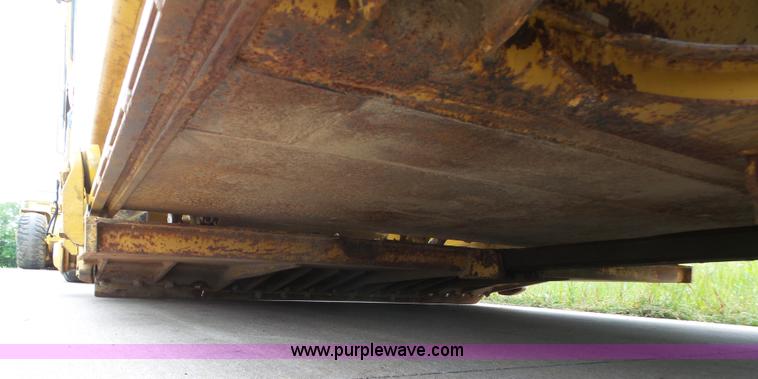 image for item K7163 1996 Caterpillar 615C elevating scraper