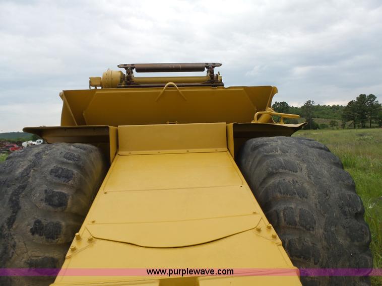 image for item K7163 1996 Caterpillar 615C elevating scraper