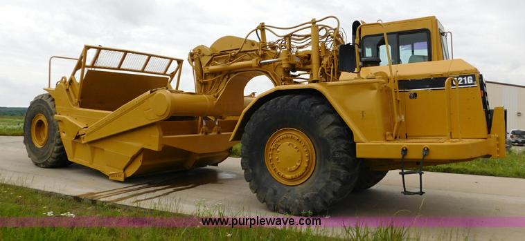 image for item K7164 2001 Caterpillar 621G conventional scraper