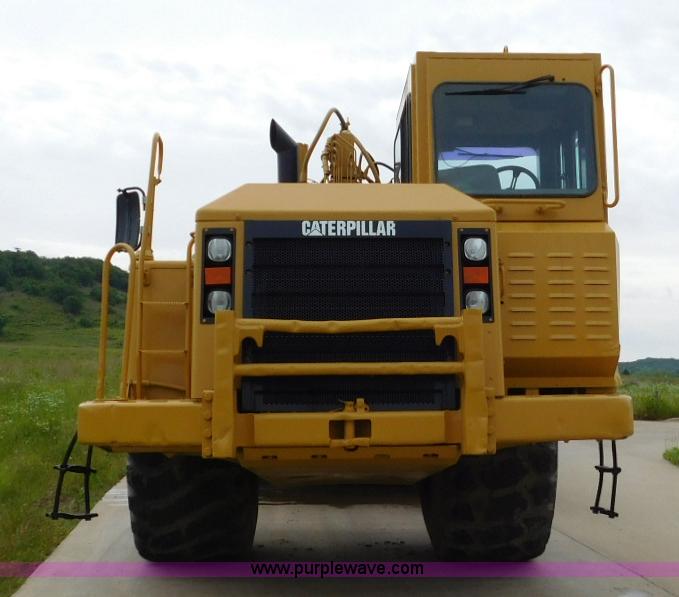 image for item K7164 2001 Caterpillar 621G conventional scraper