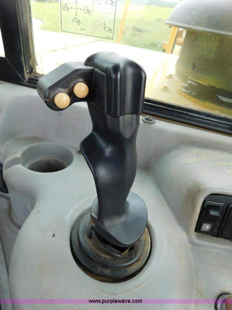 image for item K7164 2001 Caterpillar 621G conventional scraper