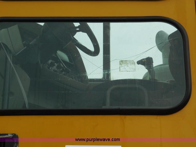 image for item K7164 2001 Caterpillar 621G conventional scraper