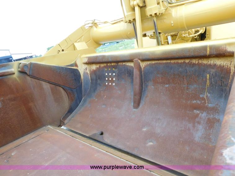 image for item K7164 2001 Caterpillar 621G conventional scraper
