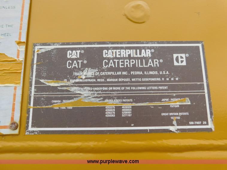 image for item K7164 2001 Caterpillar 621G conventional scraper