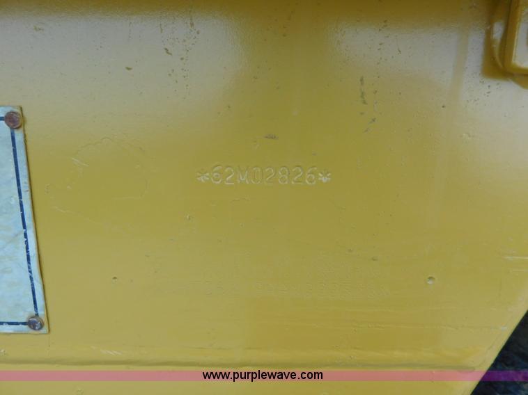 image for item K7164 2001 Caterpillar 621G conventional scraper