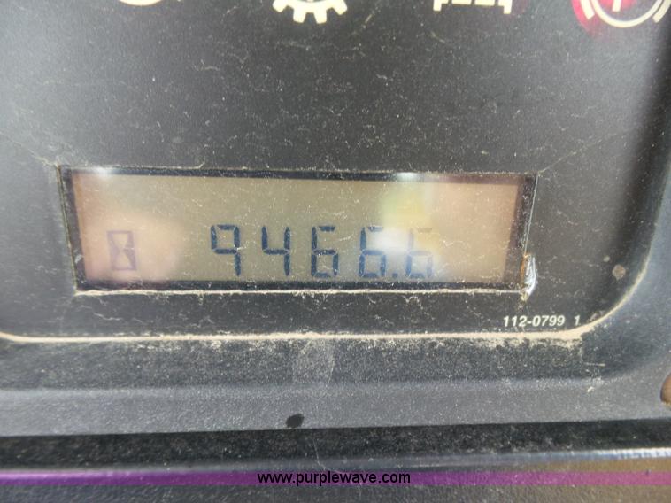 image for item K7165 1998 Caterpillar D6R XL dozer