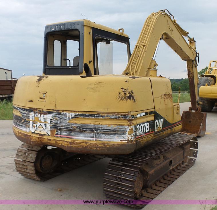 image for item K7166 1998 Caterpillar 307B mini excavator