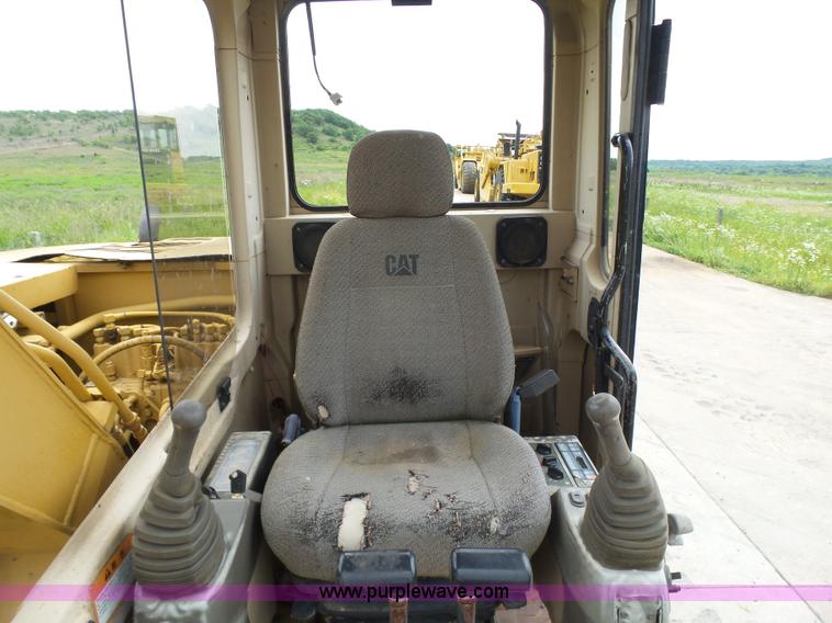 image for item K7166 1998 Caterpillar 307B mini excavator