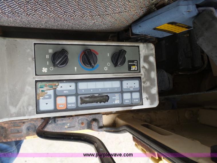 image for item K7166 1998 Caterpillar 307B mini excavator