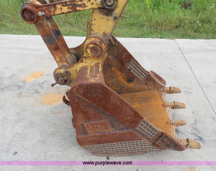 image for item K7166 1998 Caterpillar 307B mini excavator