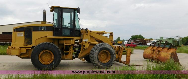 image for item K7167 1997 Caterpillar 938G wheel loader
