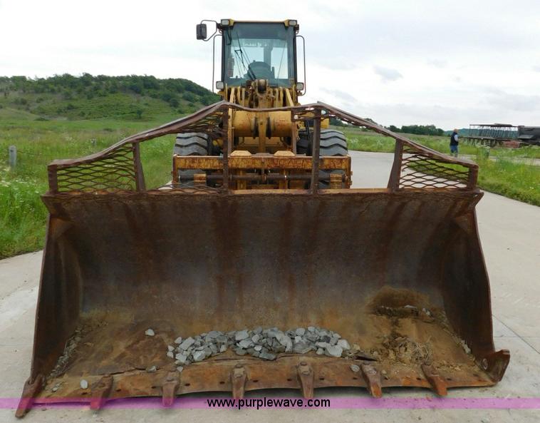image for item K7167 1997 Caterpillar 938G wheel loader