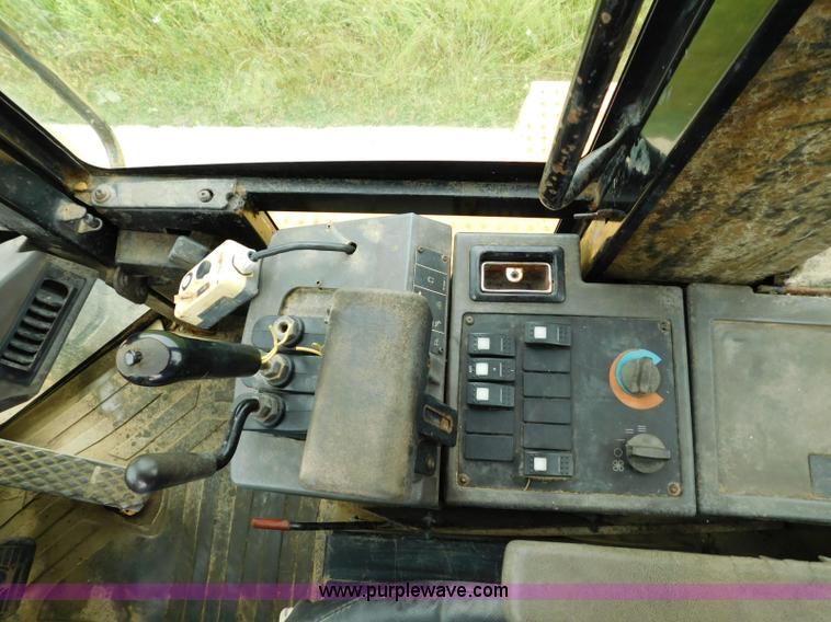 image for item K7167 1997 Caterpillar 938G wheel loader