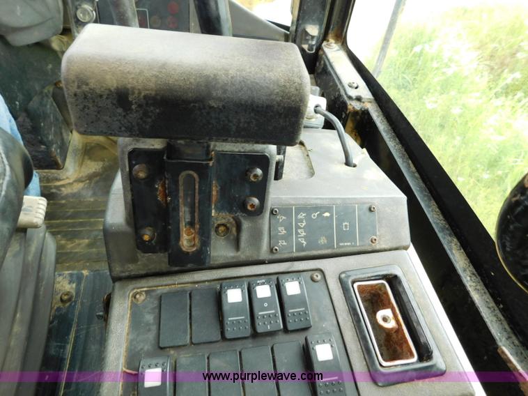 image for item K7167 1997 Caterpillar 938G wheel loader