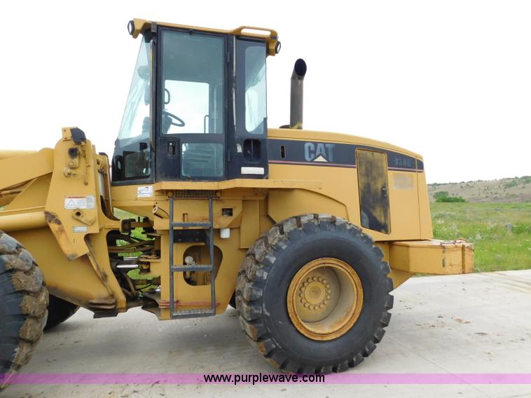 image for item K7167 1997 Caterpillar 938G wheel loader