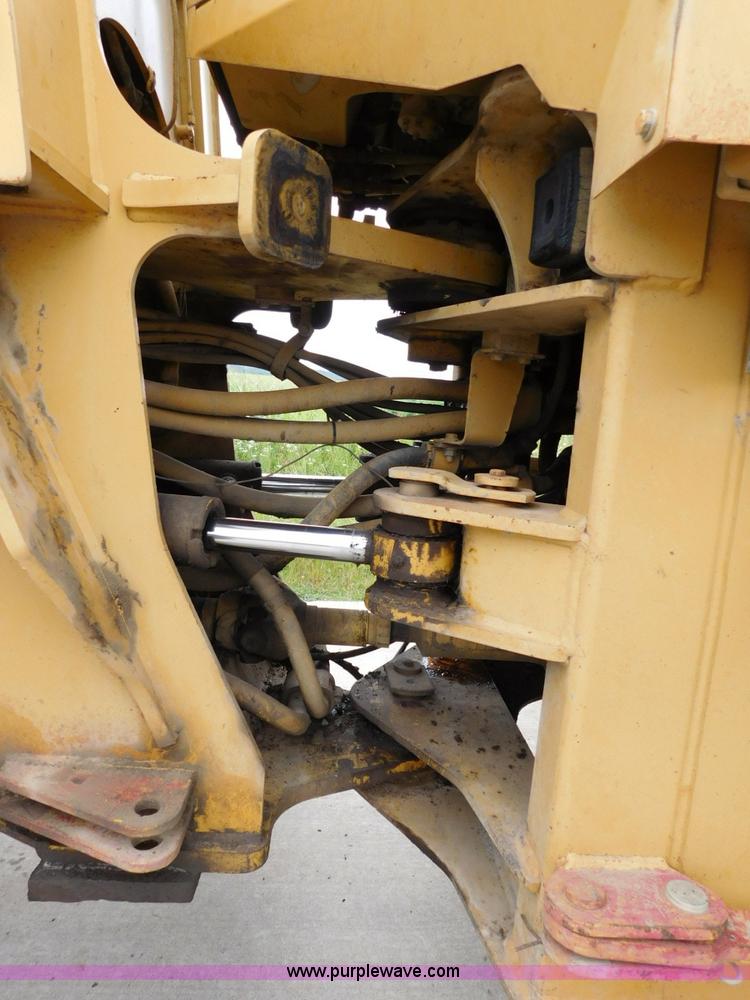 image for item K7167 1997 Caterpillar 938G wheel loader