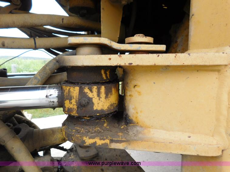 image for item K7167 1997 Caterpillar 938G wheel loader