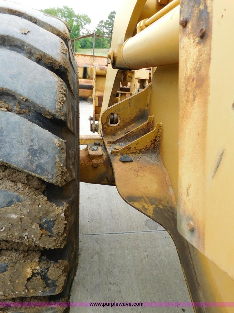 image for item K7167 1997 Caterpillar 938G wheel loader