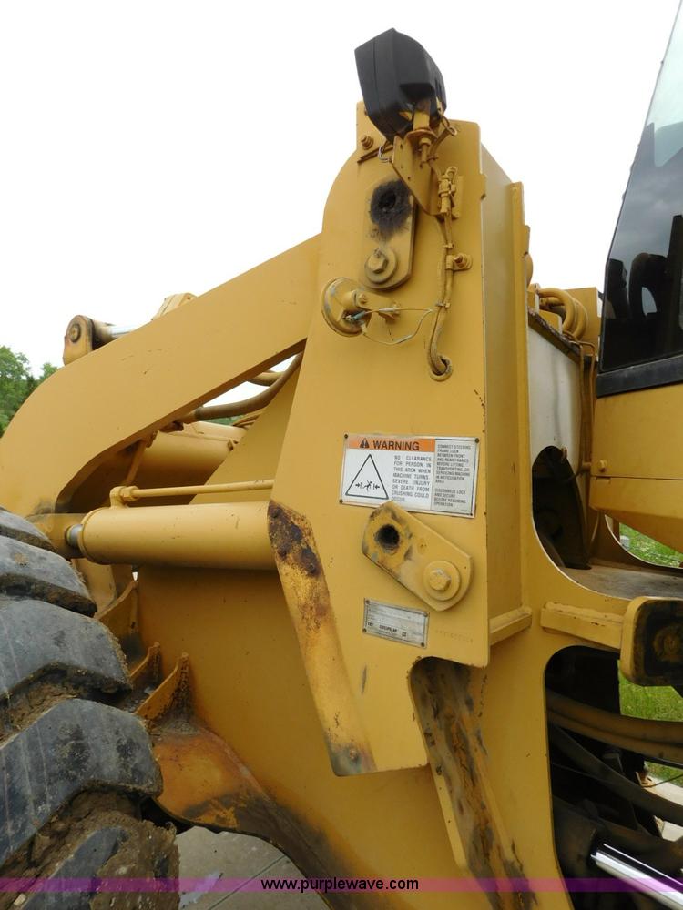 image for item K7167 1997 Caterpillar 938G wheel loader
