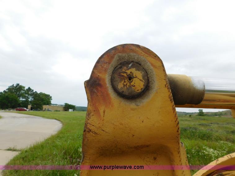 image for item K7167 1997 Caterpillar 938G wheel loader