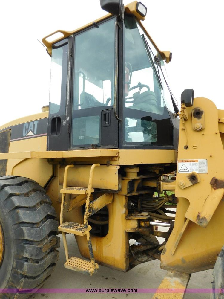 image for item K7167 1997 Caterpillar 938G wheel loader