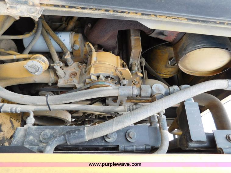 image for item K7167 1997 Caterpillar 938G wheel loader