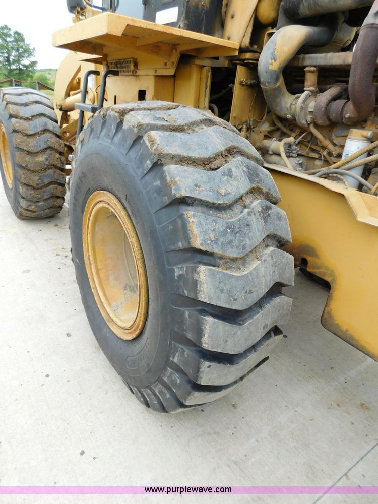 image for item K7167 1997 Caterpillar 938G wheel loader