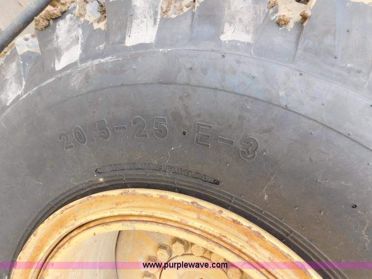 image for item K7167 1997 Caterpillar 938G wheel loader