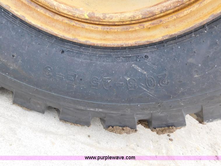 image for item K7167 1997 Caterpillar 938G wheel loader