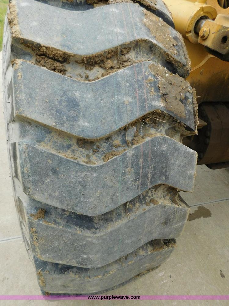 image for item K7167 1997 Caterpillar 938G wheel loader