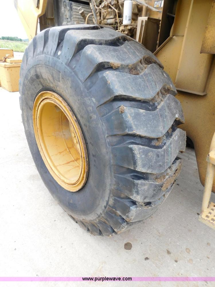 image for item K7167 1997 Caterpillar 938G wheel loader