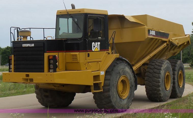 image for item K7169 1998 Caterpillar D400E articulated haul truck