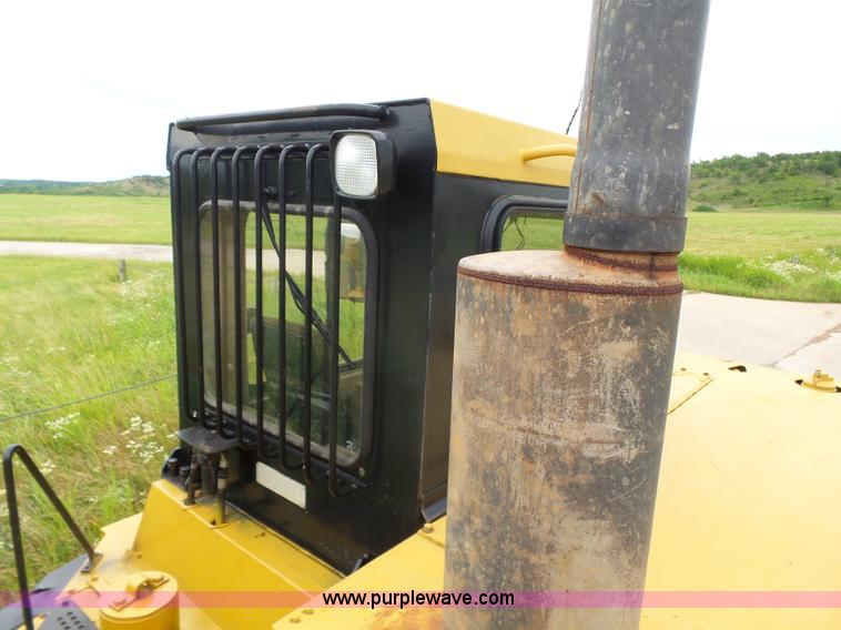 image for item K7169 1998 Caterpillar D400E articulated haul truck