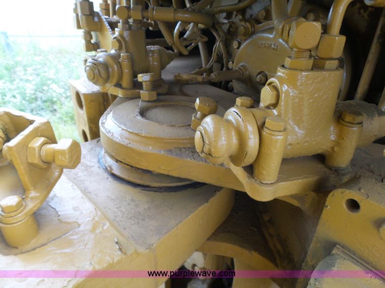 image for item K7169 1998 Caterpillar D400E articulated haul truck