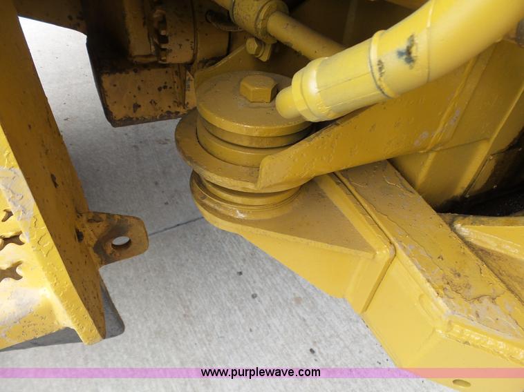 image for item K7169 1998 Caterpillar D400E articulated haul truck