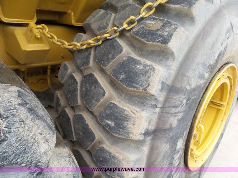 image for item K7169 1998 Caterpillar D400E articulated haul truck