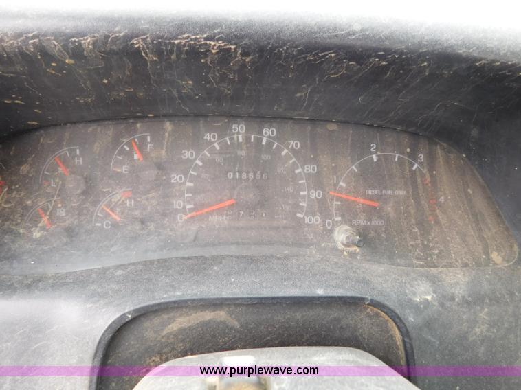 image for item K7170 2005 Ford F750 Super Duty tank truck