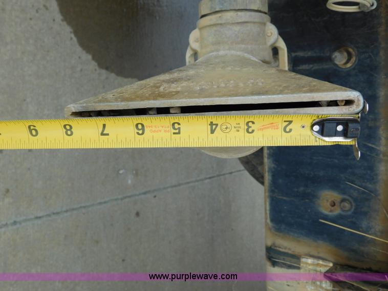 image for item K7170 2005 Ford F750 Super Duty tank truck