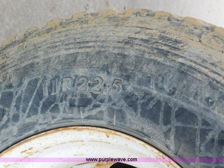 image for item K7170 2005 Ford F750 Super Duty tank truck