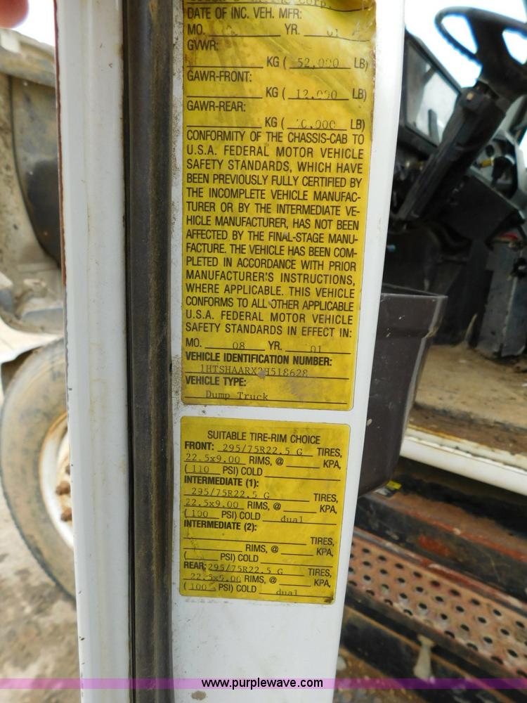 image for item K7174 2002 International F4900 dump truck