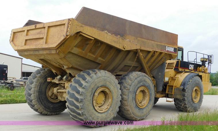 image for item K7176 1998 Caterpillar D400E articulated haul truck