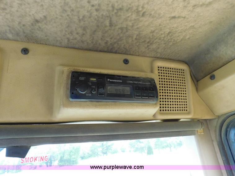 image for item K7176 1998 Caterpillar D400E articulated haul truck