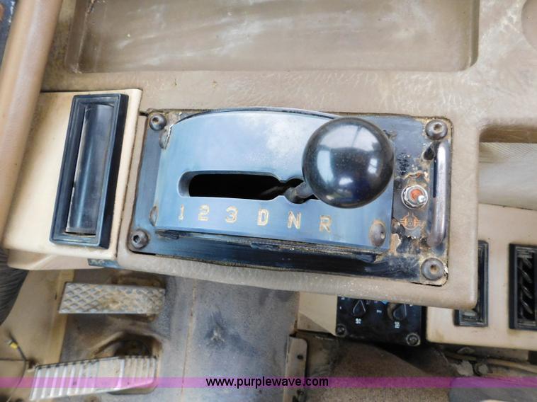 image for item K7176 1998 Caterpillar D400E articulated haul truck