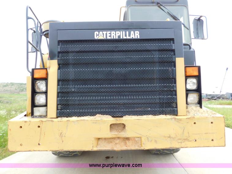 image for item K7176 1998 Caterpillar D400E articulated haul truck